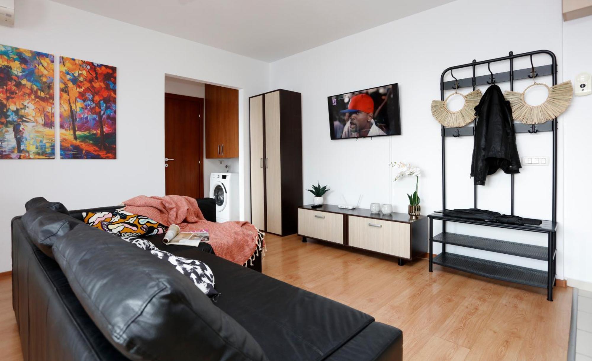 Enchanting Retreat - Historic Old Town - Pet-Friendly Haven - Steps From Unirii Boekarest Buitenkant foto
