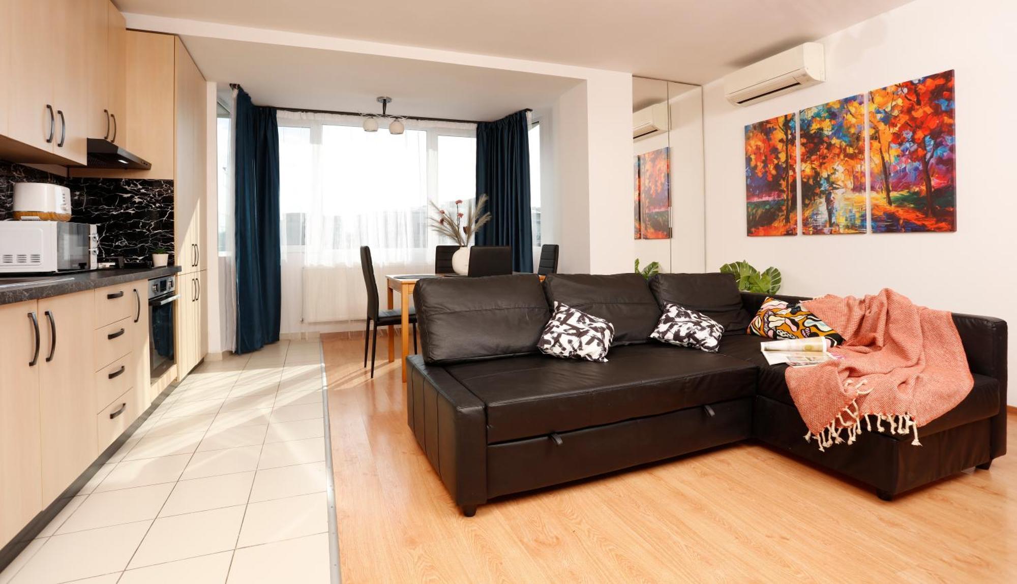 Enchanting Retreat - Historic Old Town - Pet-Friendly Haven - Steps From Unirii Boekarest Buitenkant foto