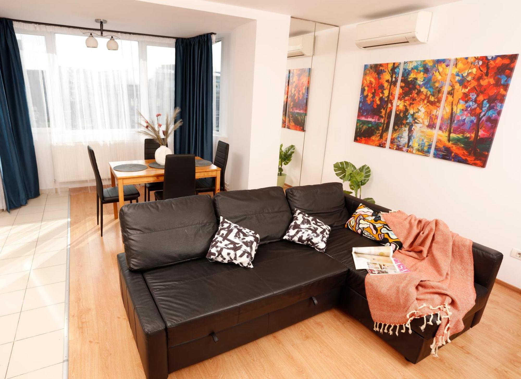 Enchanting Retreat - Historic Old Town - Pet-Friendly Haven - Steps From Unirii Boekarest Buitenkant foto